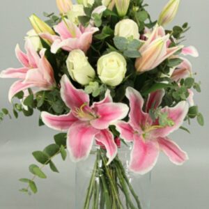 Arreglo Floral Elegancia Serena